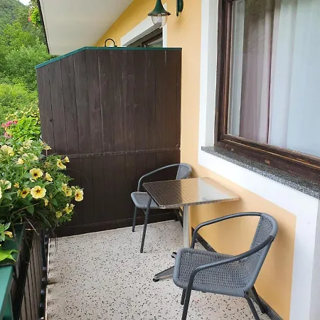 Waldhof Am Stubenbergsee מלון