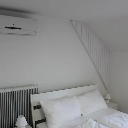 מלון Waldhof Am Stubenbergsee