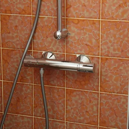 Waldhof Am Stubenbergsee מלון