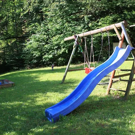 Hotel Waldhof Am Stubenbergsee 3*