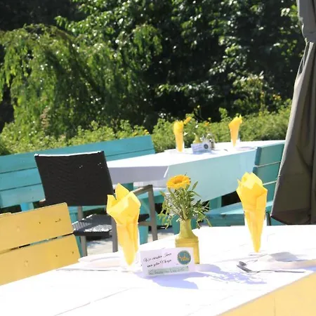 Hotel Waldhof Am Stubenbergsee