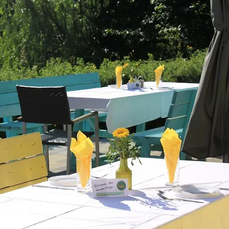 Waldhof Am Stubenbergsee 3*