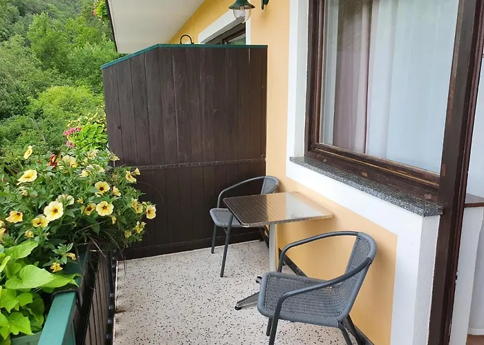 Waldhof Am Stubenbergsee فندق