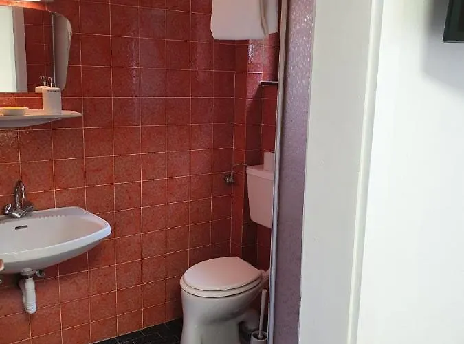 فندق Waldhof Am Stubenbergsee ستوبيبرغ