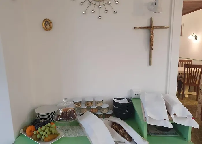 Waldhof Am Stubenbergsee فندق