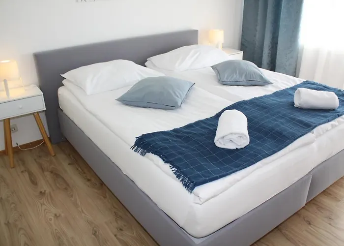 Waldhof Am Stubenbergsee Hotel