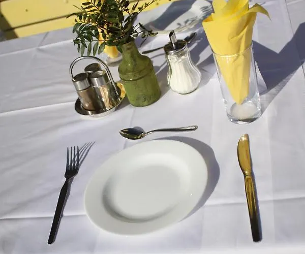 Waldhof Am Stubenbergsee Hotel 3*