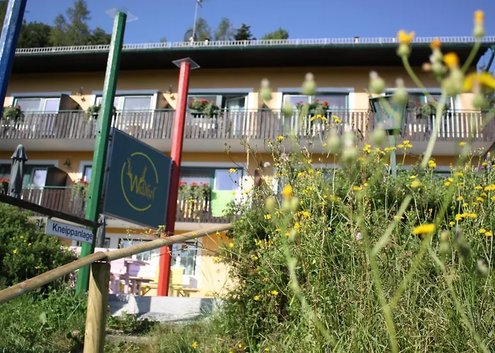 Hotel Waldhof Am Stubenbergsee 3*